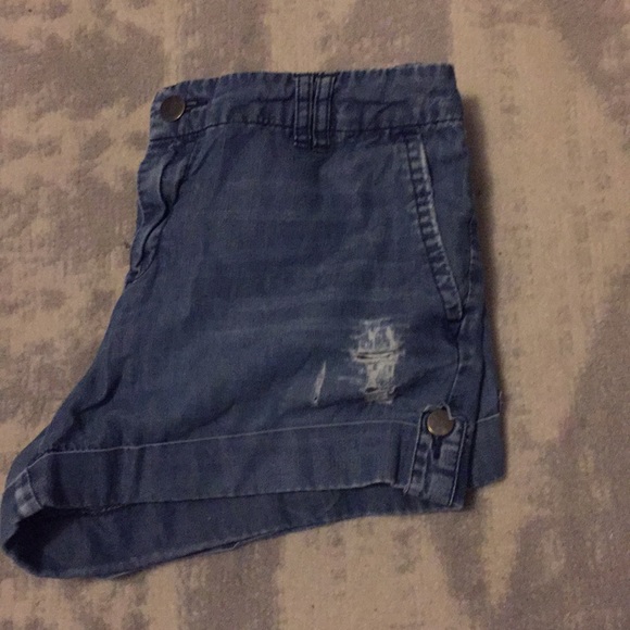 Short - Picture 4 of 4